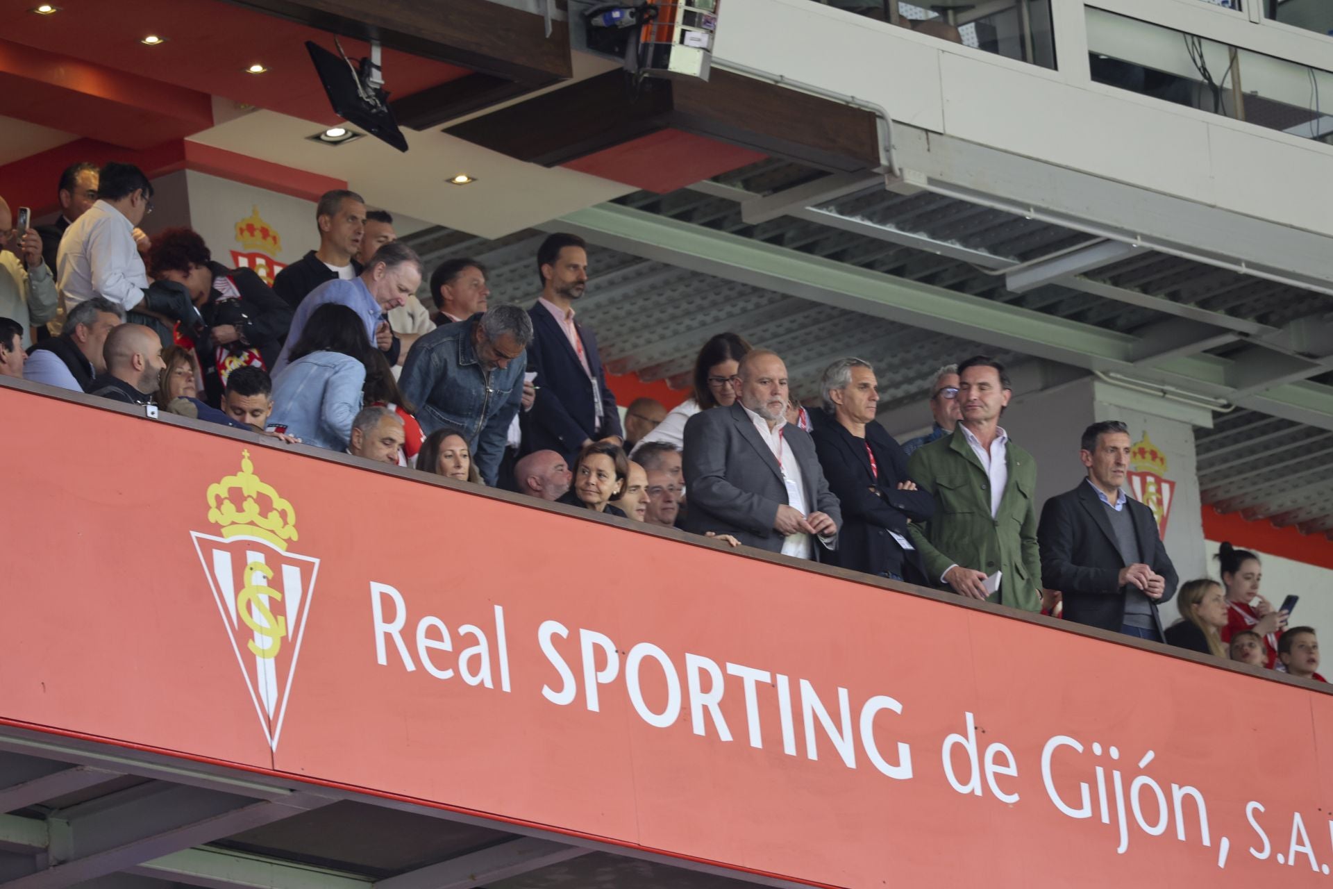 Sporting de Gijón - Cartagena: despedida a la temporada y a un inolvidable Cote, en imágenes