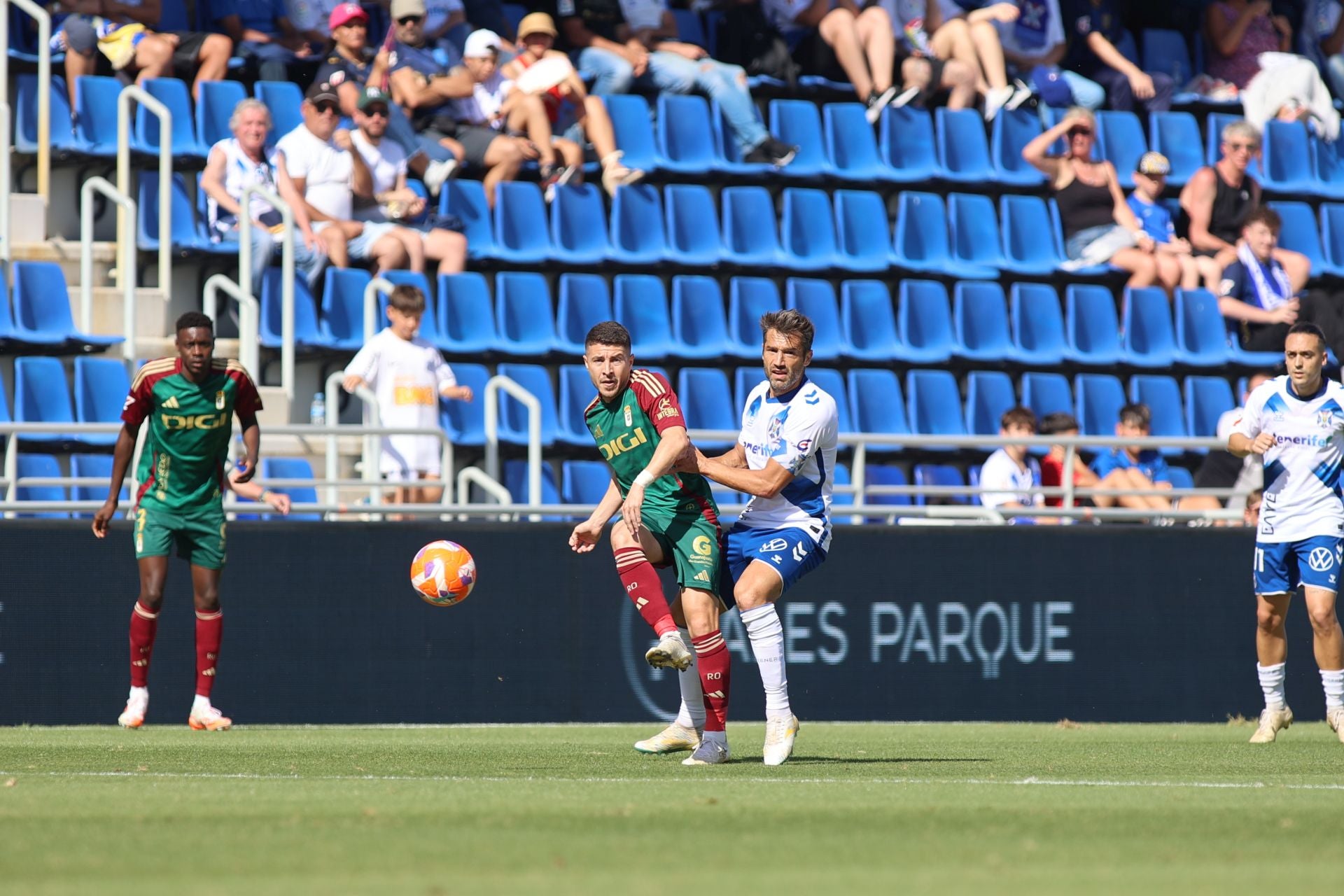 Las mejores imágenes del Tenerife - Real Oviedo