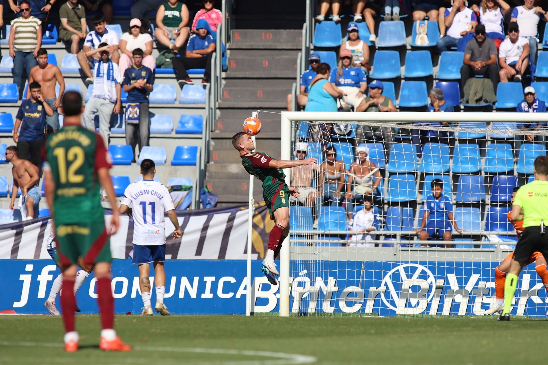 Las mejores imágenes del Tenerife - Real Oviedo