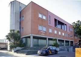 Comisaría de la Policía Nacional de Gijón.