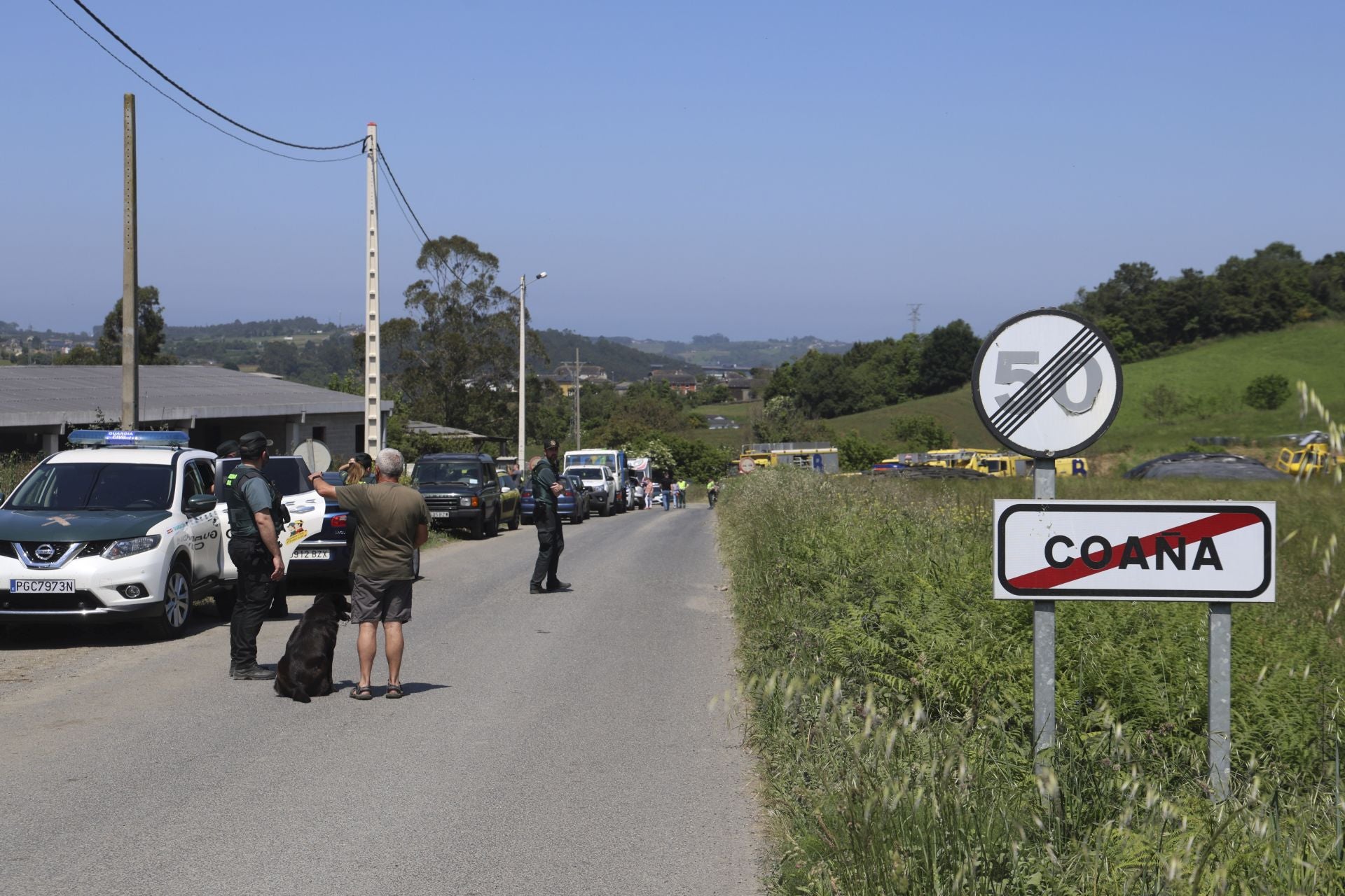 Las imágenes del grave accidente laboral en Coaña