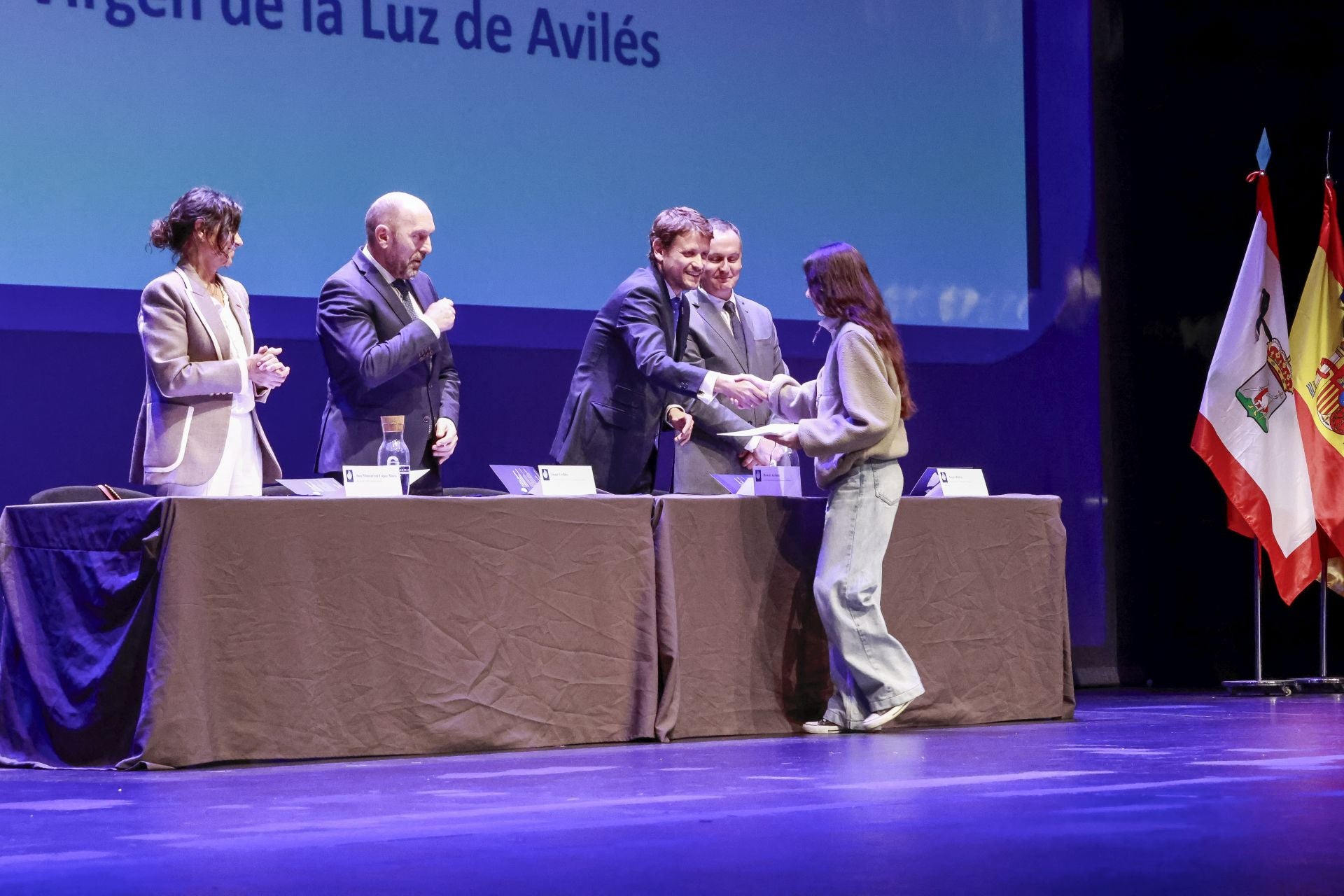 Alumnos extraordinarios: Premios al esfuerzo personal y a la excelencia académica, en imágenes
