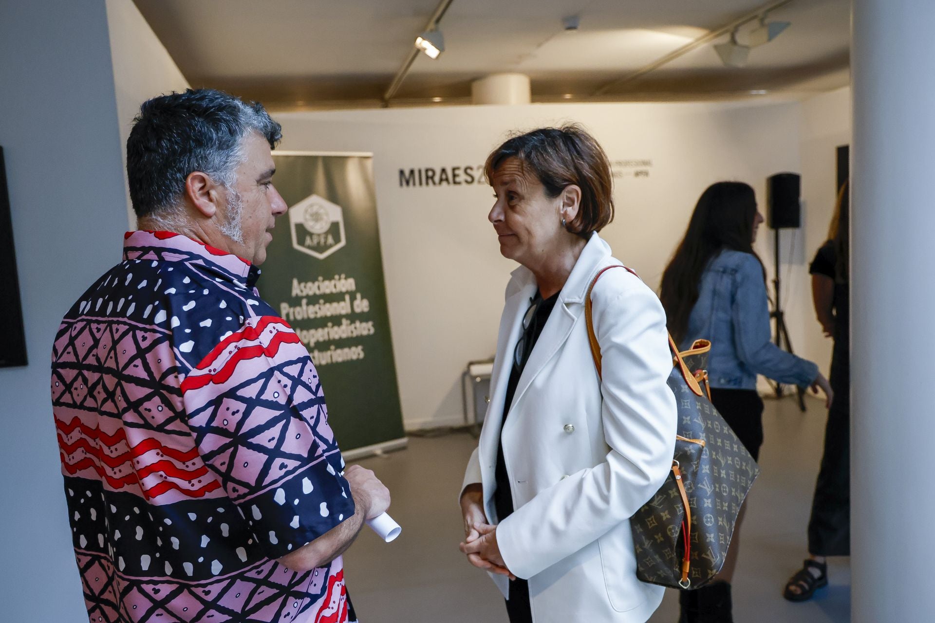 El Barjola se abre a la foto documental