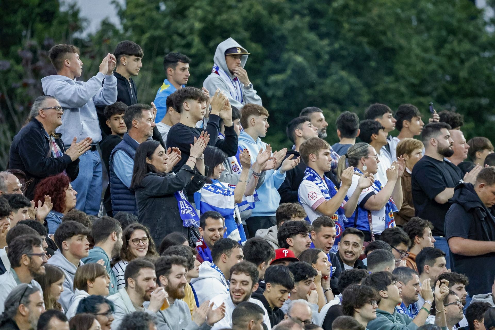 Las mejores imágenes del Real Avilés-Rayo Majadahonda: jugadas y búscate