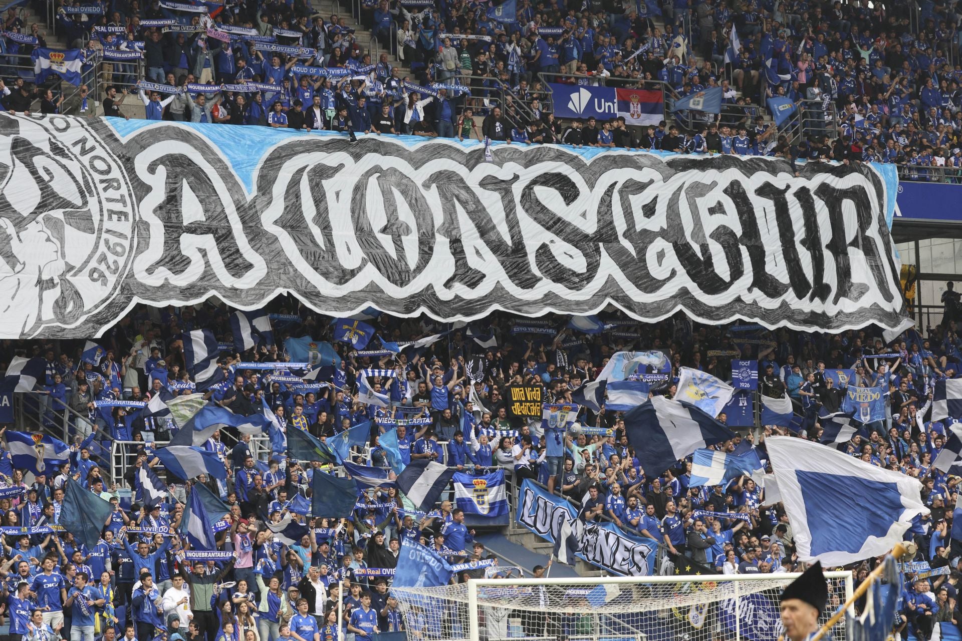 ¿Estuviste en el Carlos Tartiere para ver el Real Oviedo-Cádiz? ¡Búscate entre las fotos!