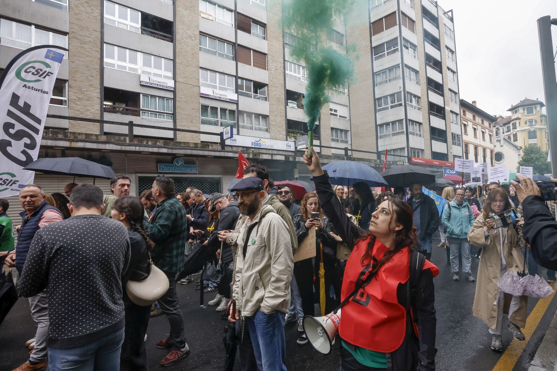 «Basta ya de precariedad»: Asturias clama por una educación pública de calidad