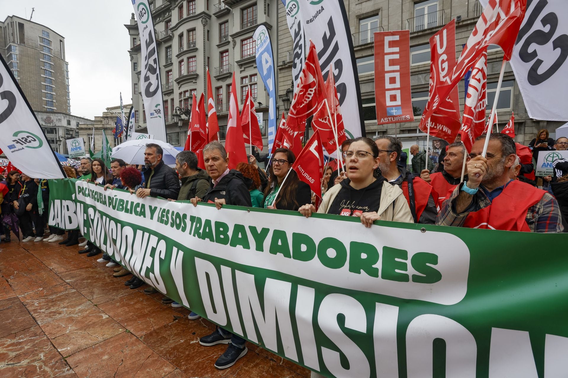 «Basta ya de precariedad»: Asturias clama por una educación pública de calidad
