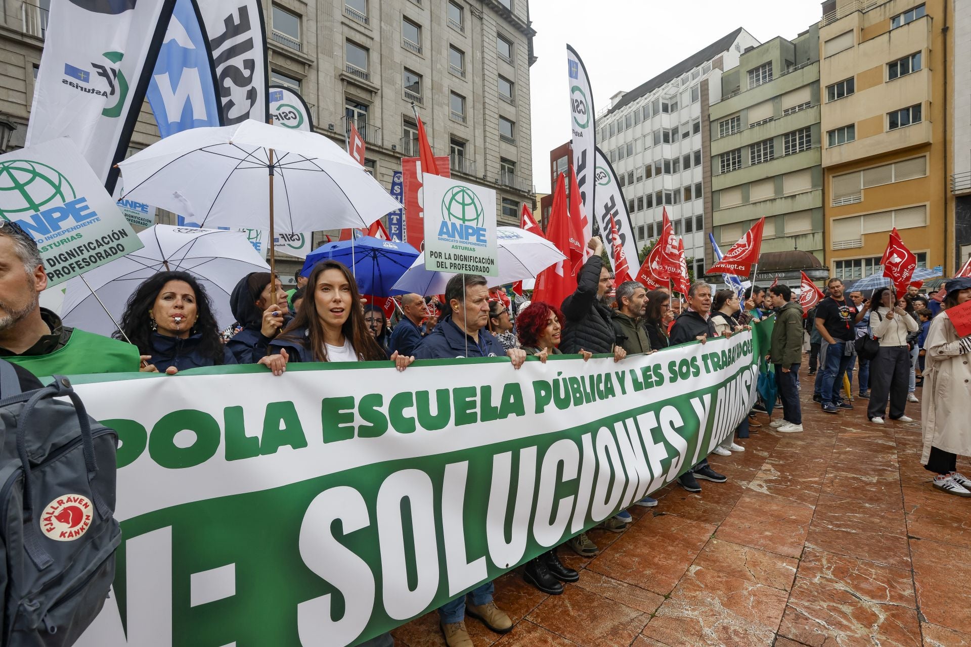 «Basta ya de precariedad»: Asturias clama por una educación pública de calidad