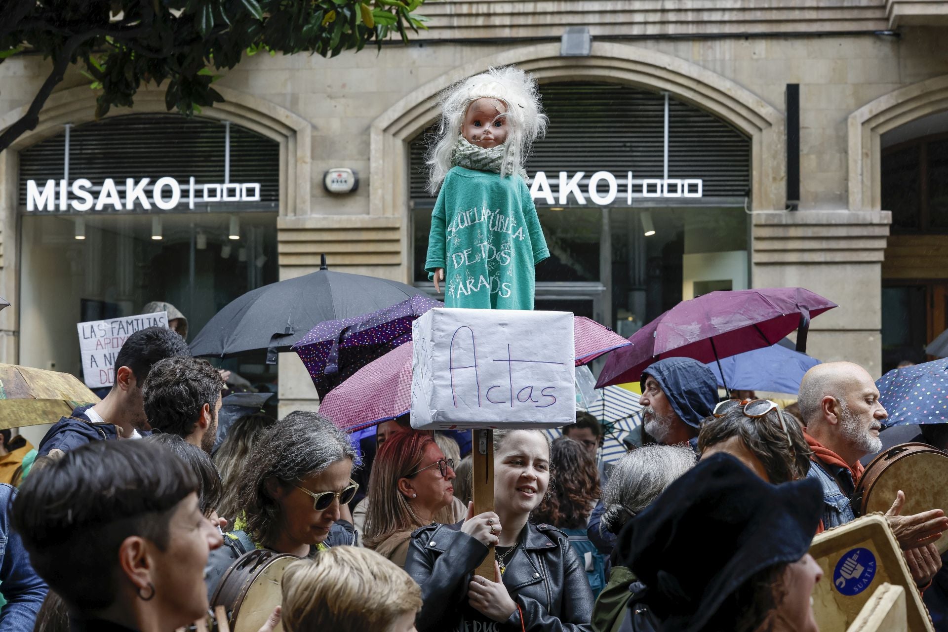 «Basta ya de precariedad»: Asturias clama por una educación pública de calidad