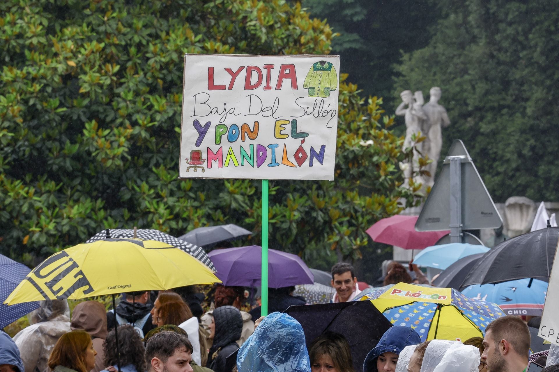 «Basta ya de precariedad»: Asturias clama por una educación pública de calidad