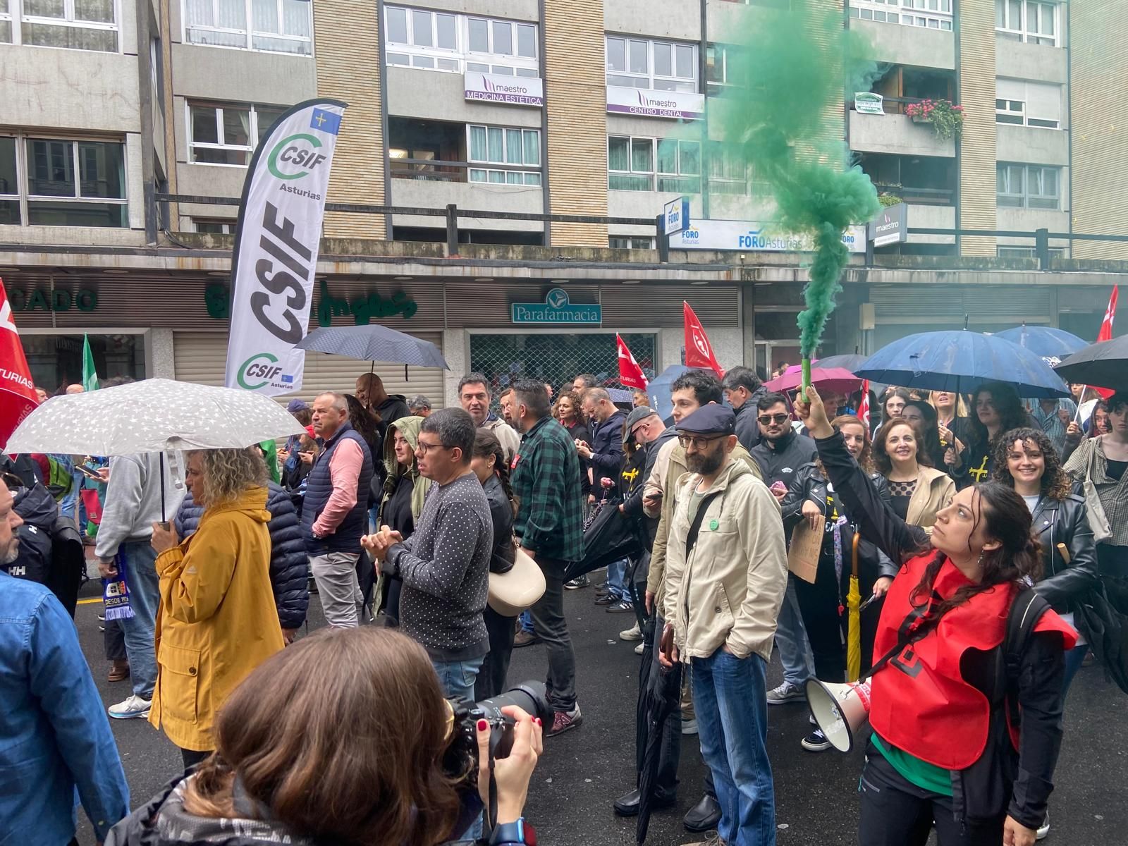 «Basta ya de precariedad»: Asturias clama por una educación pública de calidad