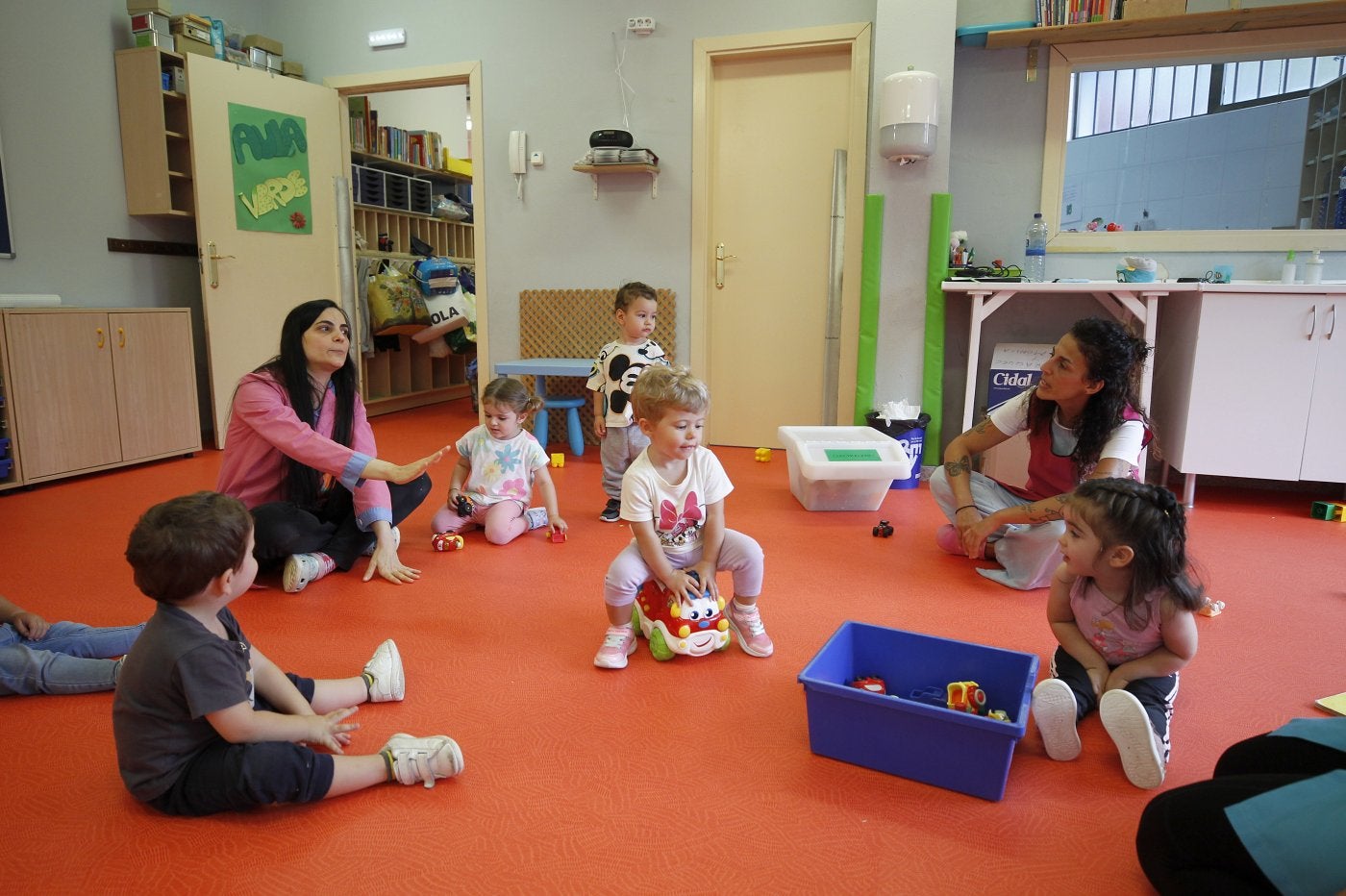 Bebés en la escuelina de La Toba, a principios de este curso escolar.