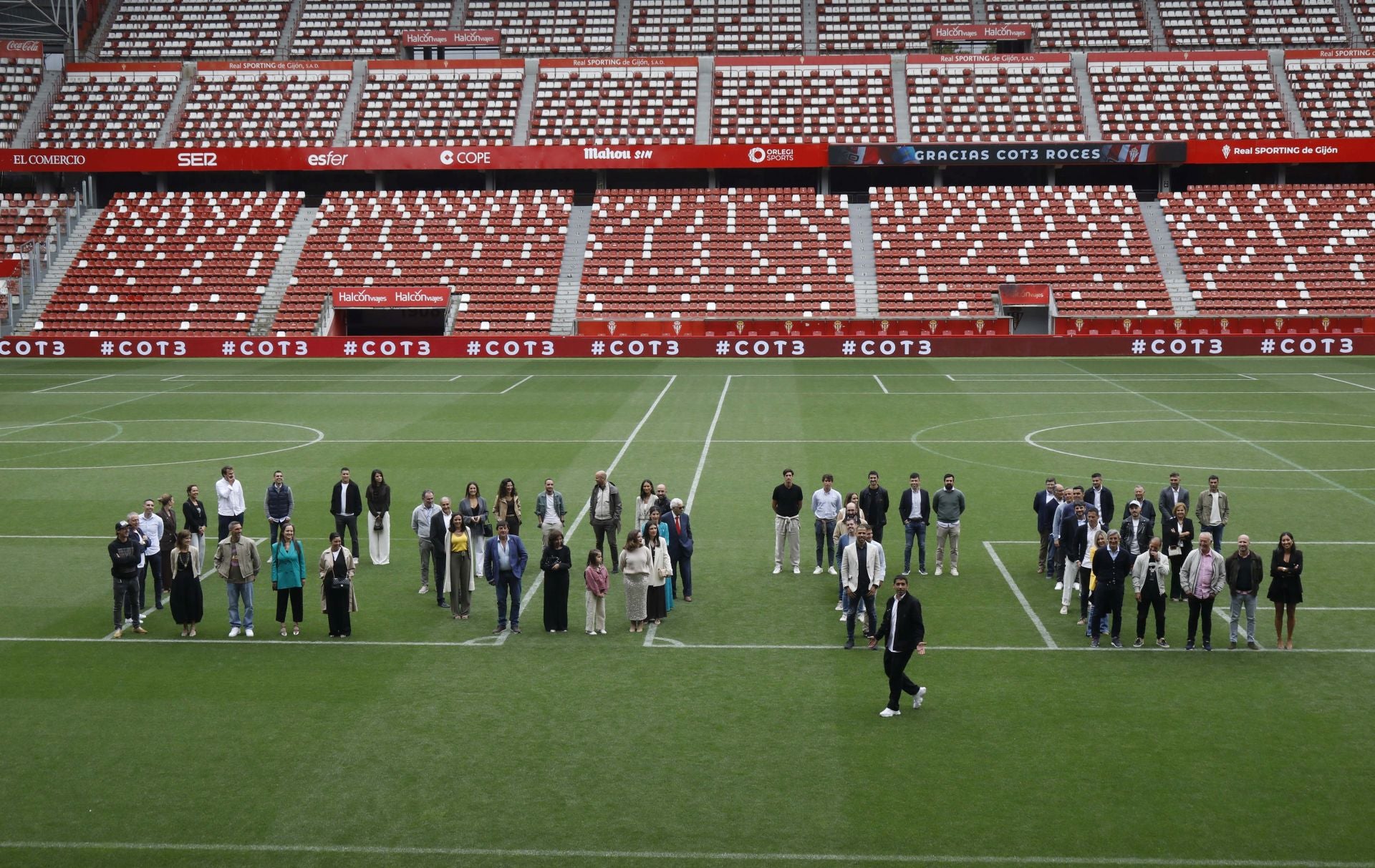 El Molinón y la despedida más íntima de Cote