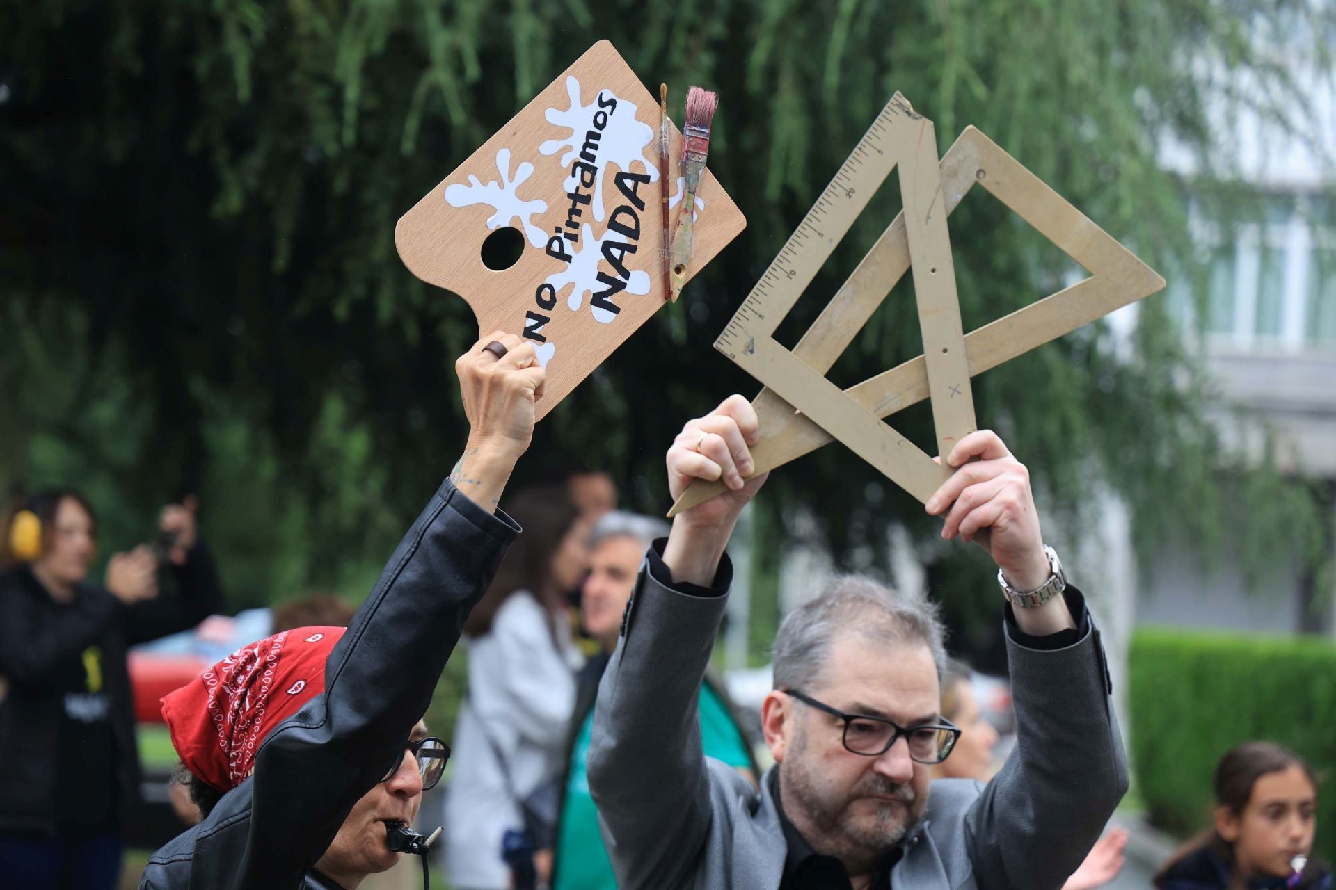 Sonora protesta docente tras la dimisión de la consejera de Educación de Asturias