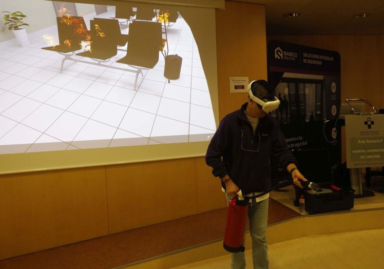 Práctica para la extinción de un incendio usando realidad virtual.