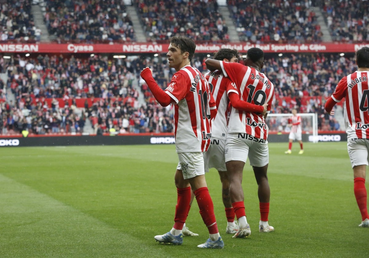 Nacho Méndez se despide de la temporada y reconoce que «el Sporting de Gijón merece más de lo que estamos consiguiendo dar»