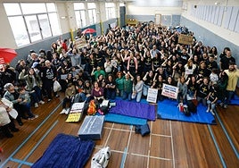 De la calle a las aulas: así están siendo los encierros de los docentes en Asturias