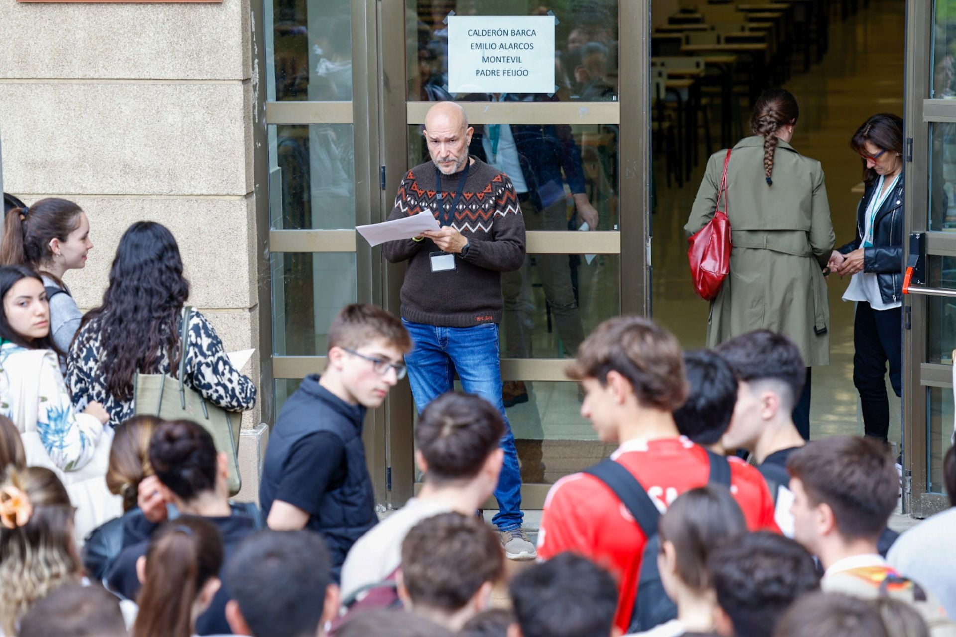 Miles de estudiantes asturianos se enfrentan a la PAU