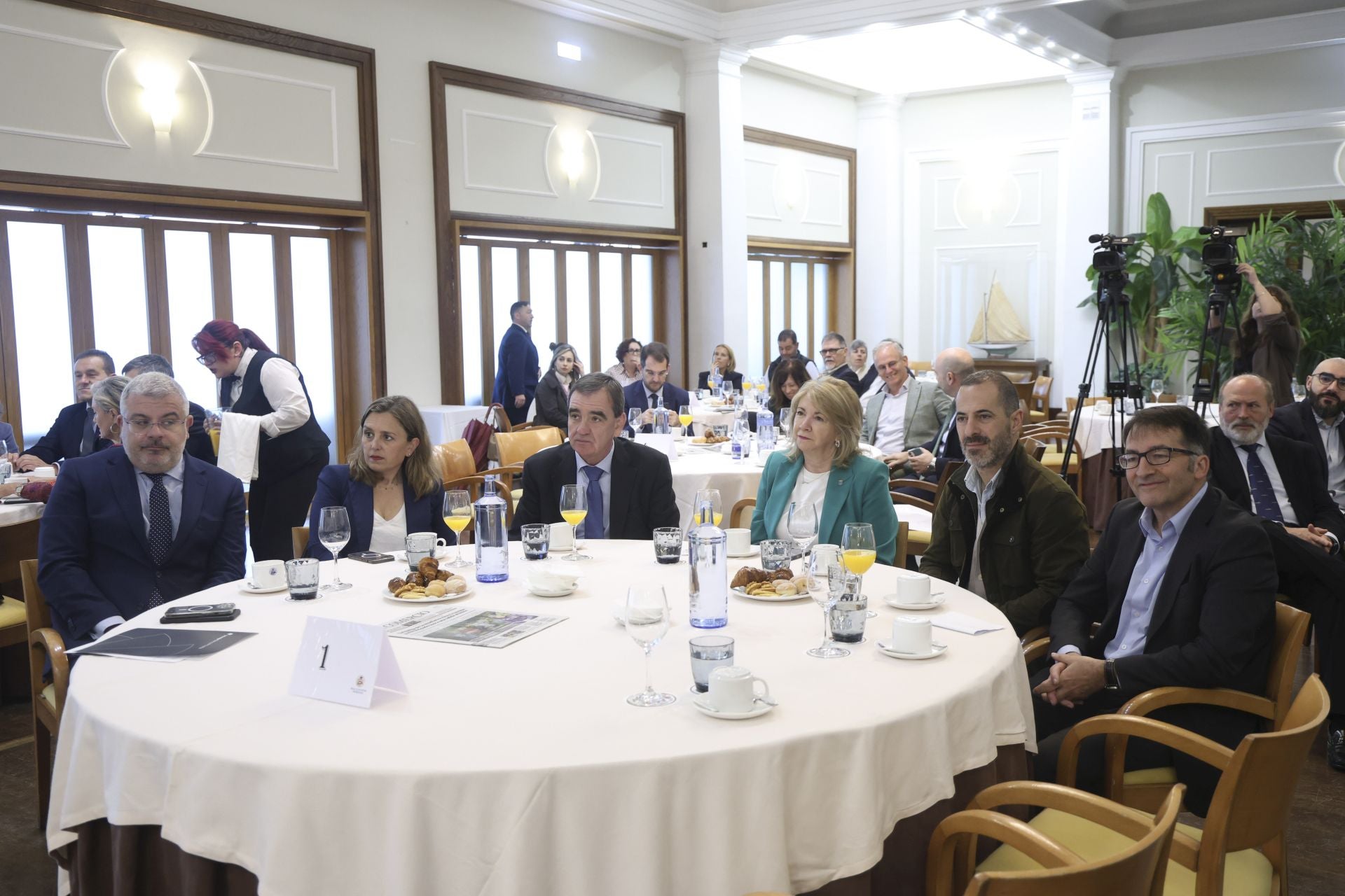 La vía fiscal asturiana, a análisis en EL COMERCIO