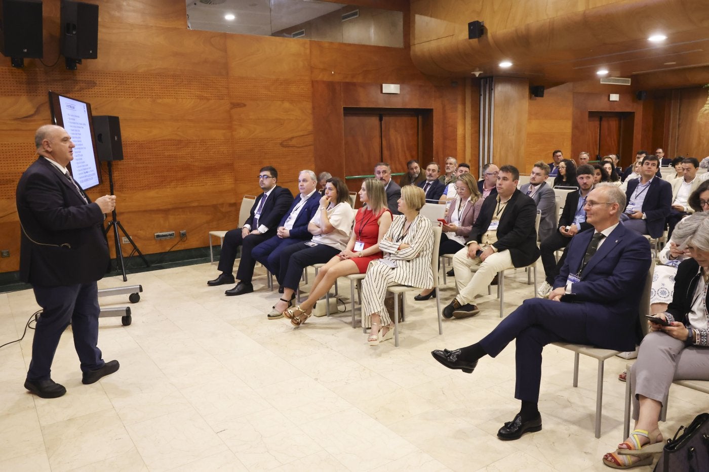 «Las aseguradoras te meten exclusiones que vulneran la Ley de Contratos y Seguros»