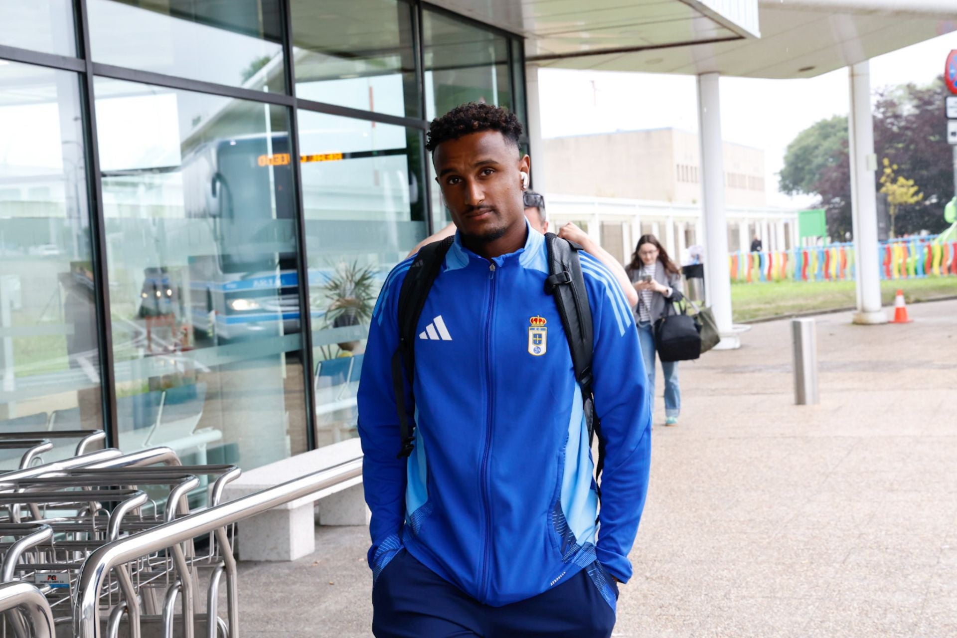 El Real Oviedo comienza su aventura hacia el ascenso: primera parada, Almería