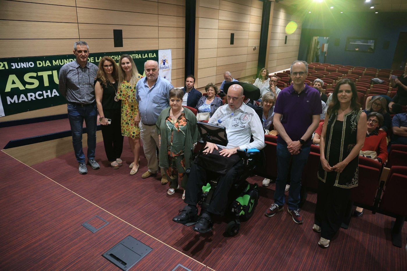 Urbano González presentó ayer su libro en la Casa de Cultura.