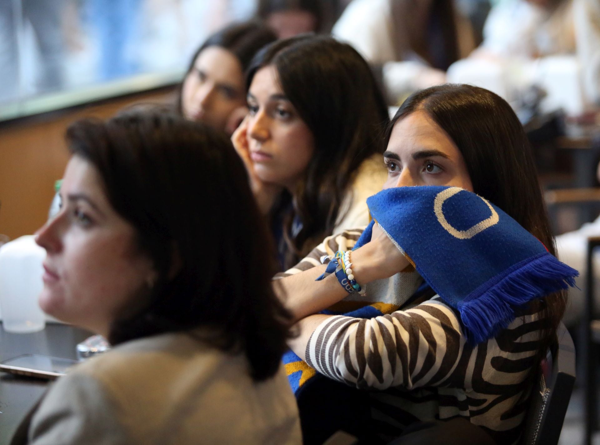 Así se vivió el Almería - Real Oviedo en los bares ovetenses