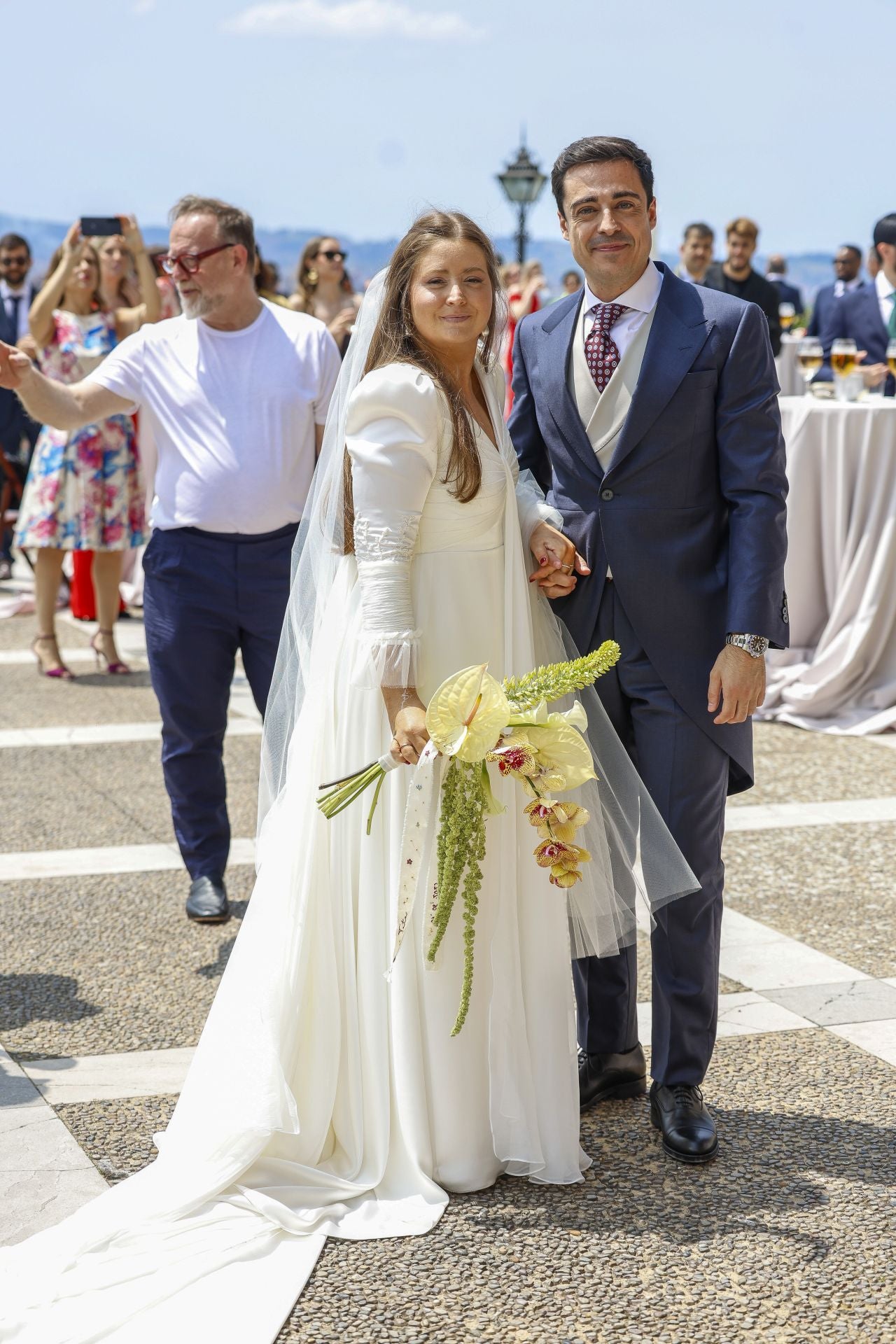 Una boda celebrada en Gijón y dos enamorados de la ciudad