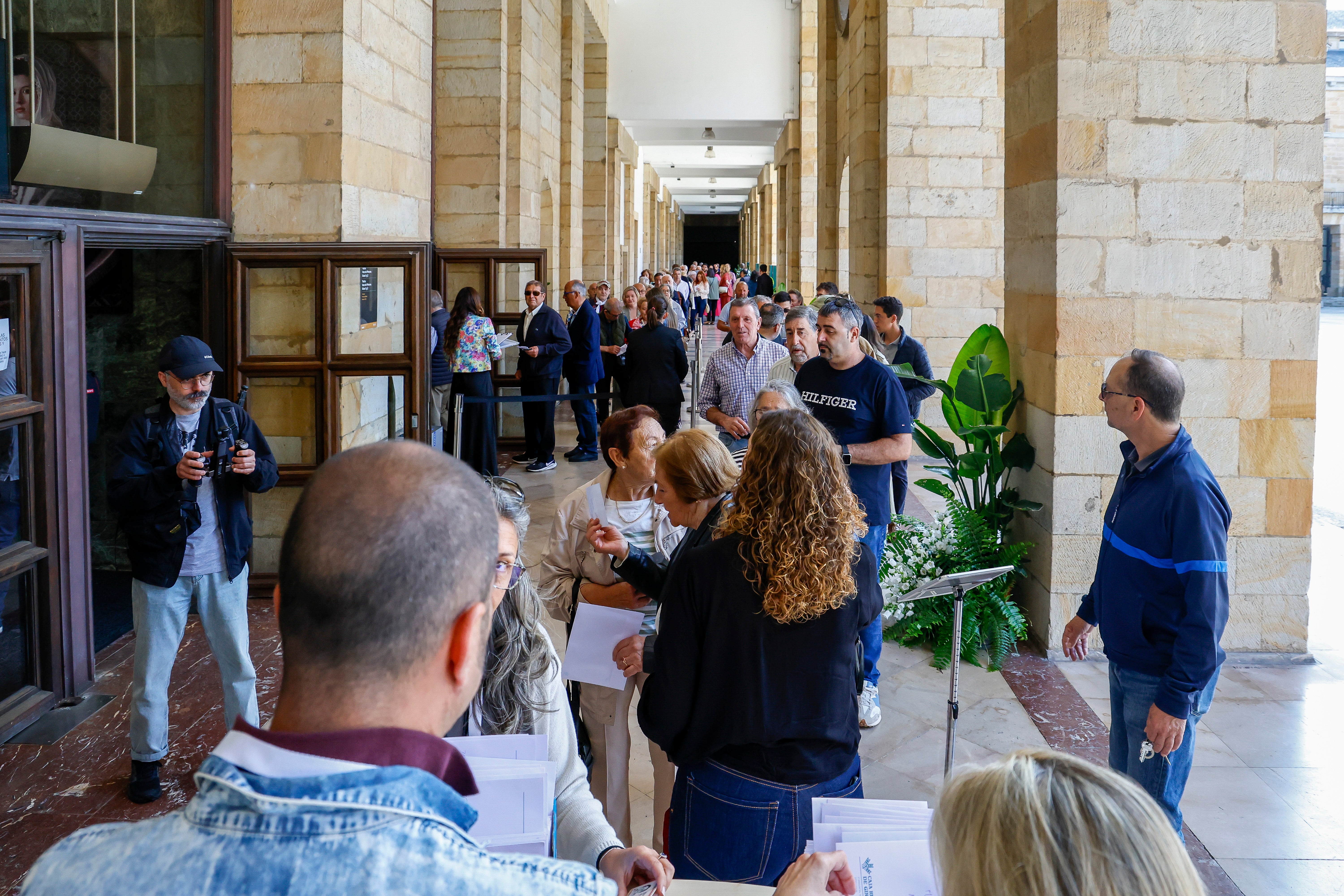 Caja Rural de Gijón celebra su 60 aniversario: las imágenes de la jornada