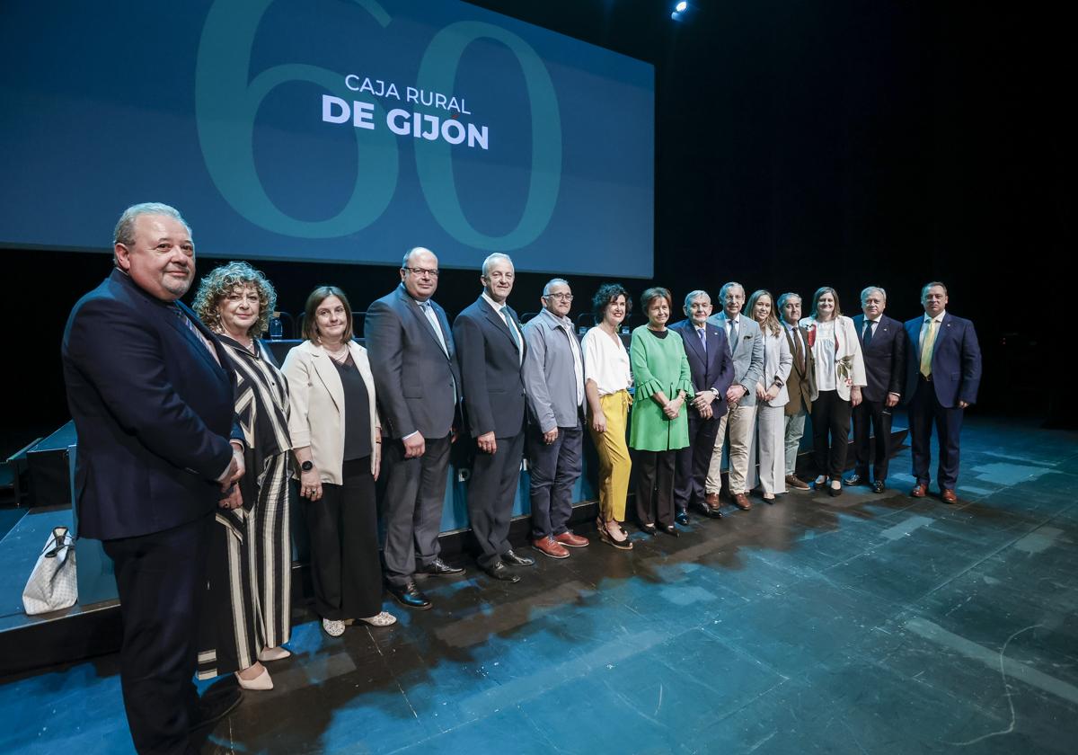 Caja Rural de Gijón celebra su 60 aniversario: las imágenes de la jornada