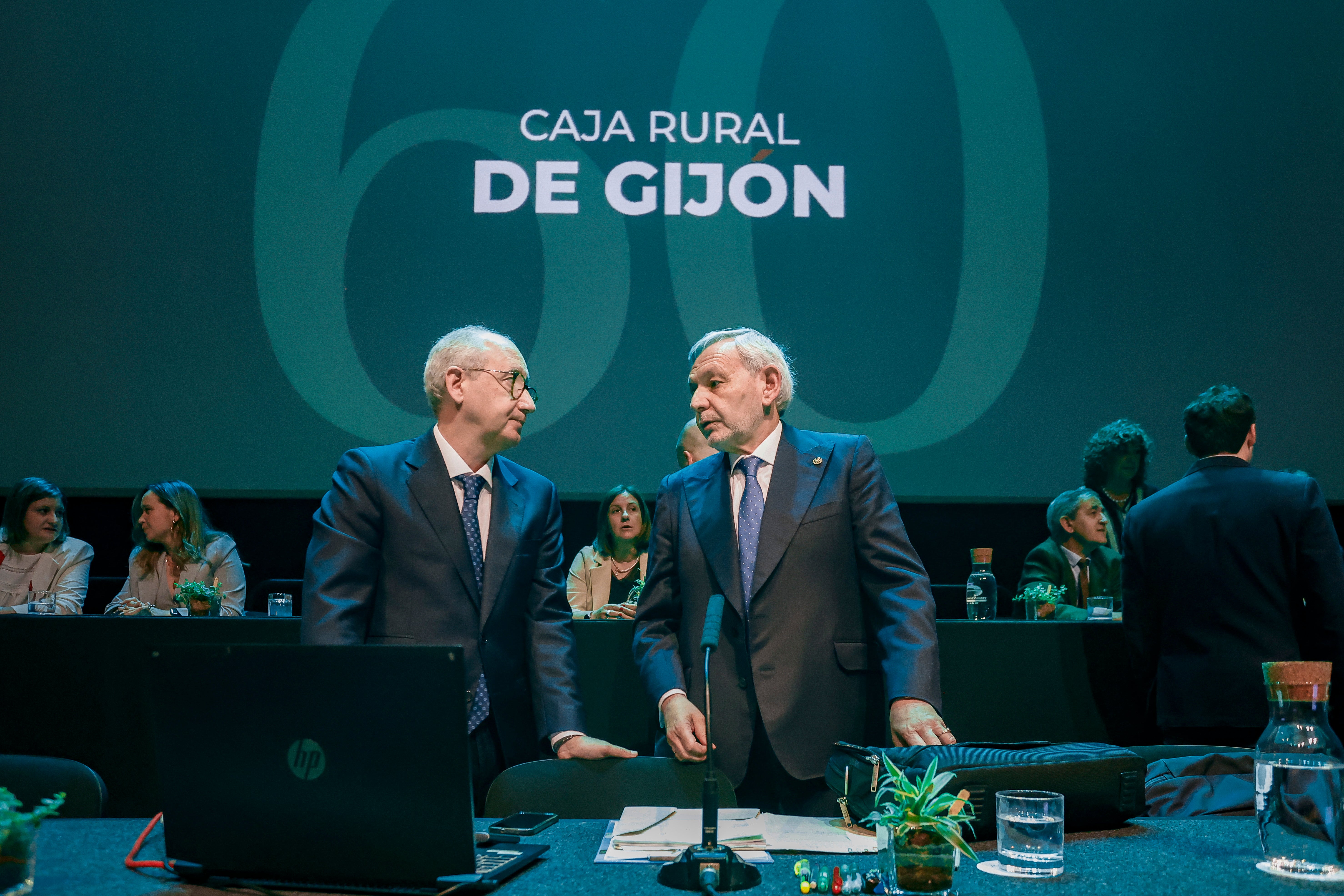 Caja Rural de Gijón celebra su 60 aniversario: las imágenes de la jornada