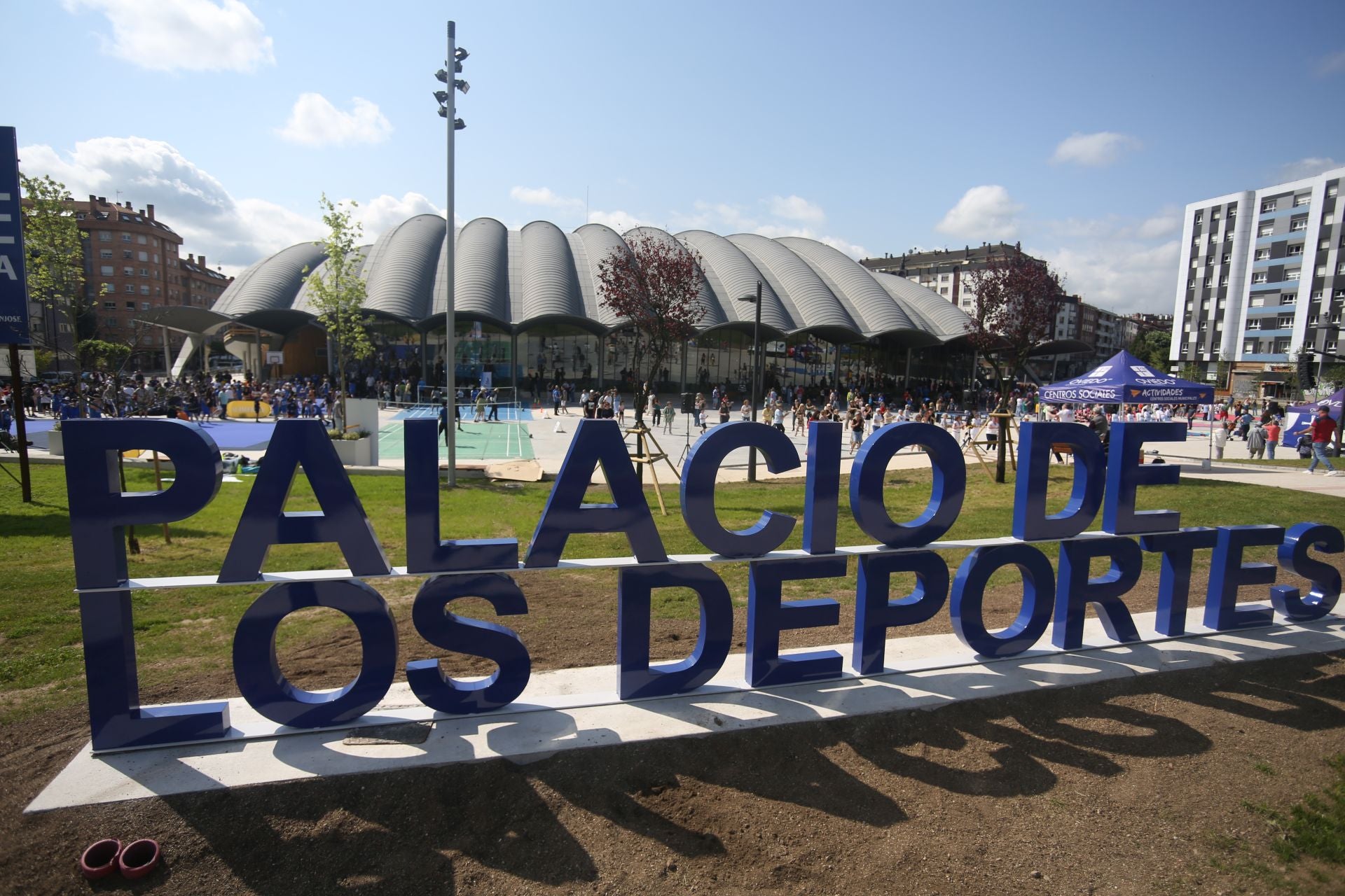 El Palacio de los Deportes de Oviedo, al descubierto: así fue la jornada de puertas abiertas