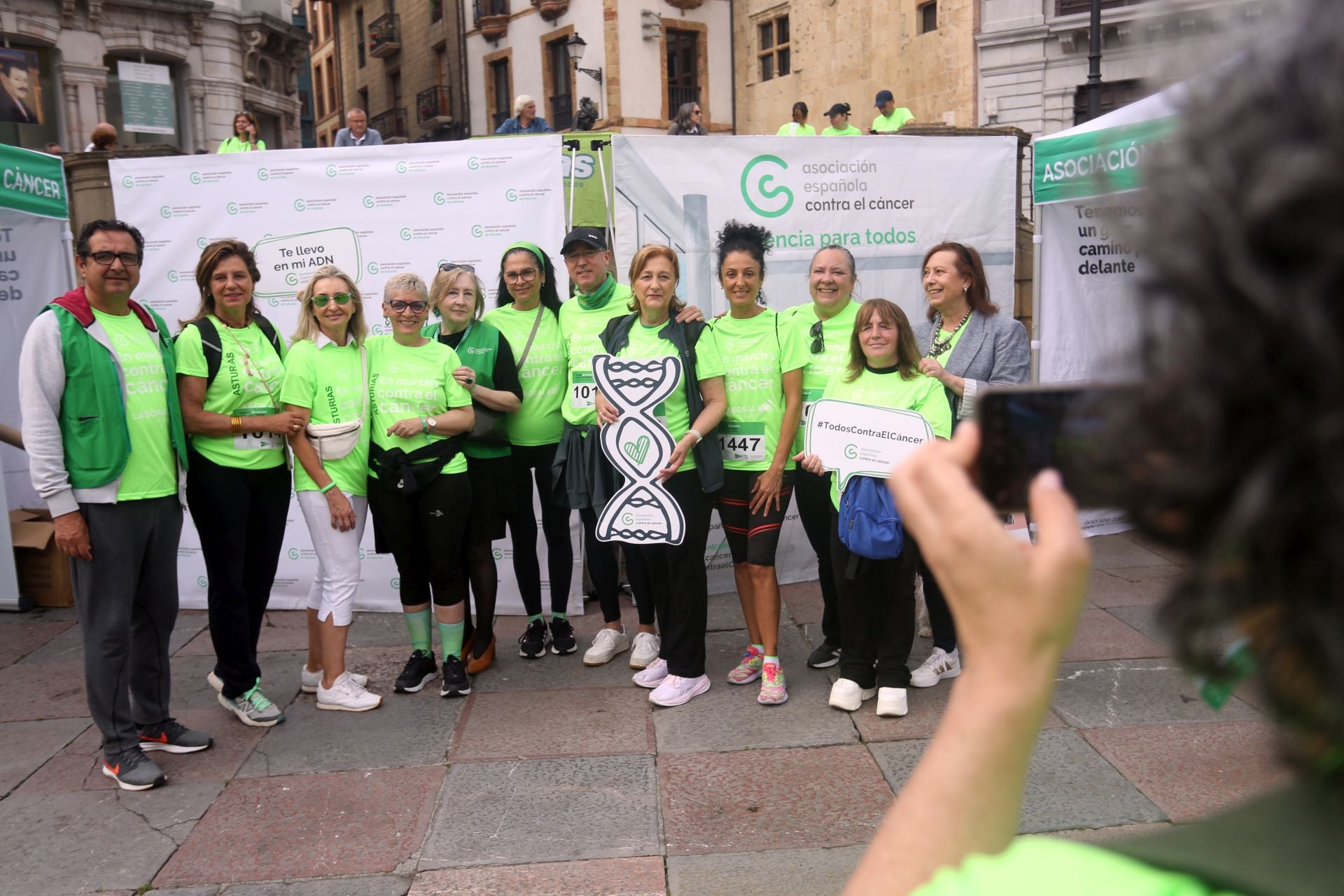Oviedo, en marcha contra el cáncer: las imágenes de la carrera solidaria