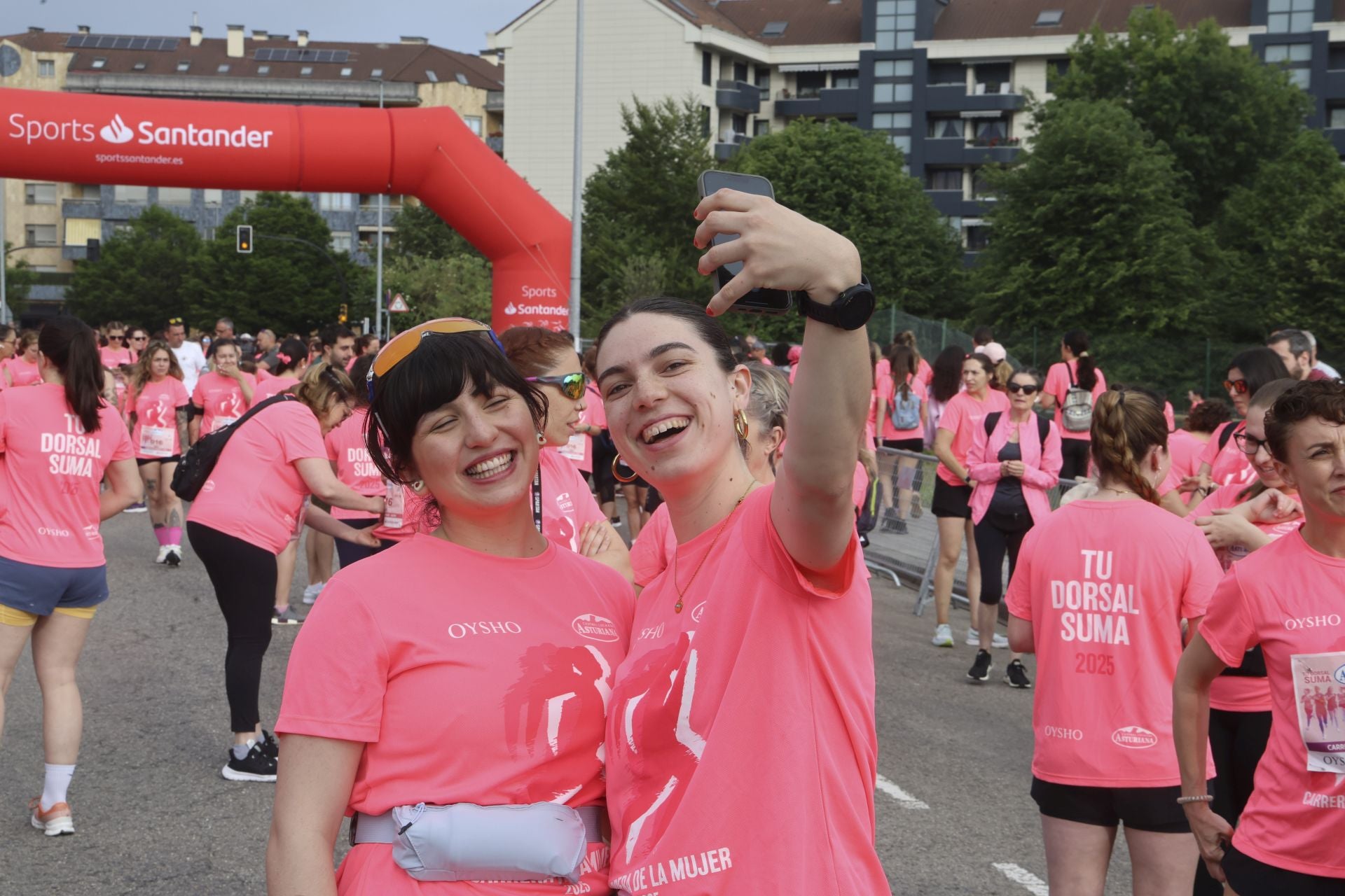 Carrera de la Mujer | Imparable marea rosa en Gijón
