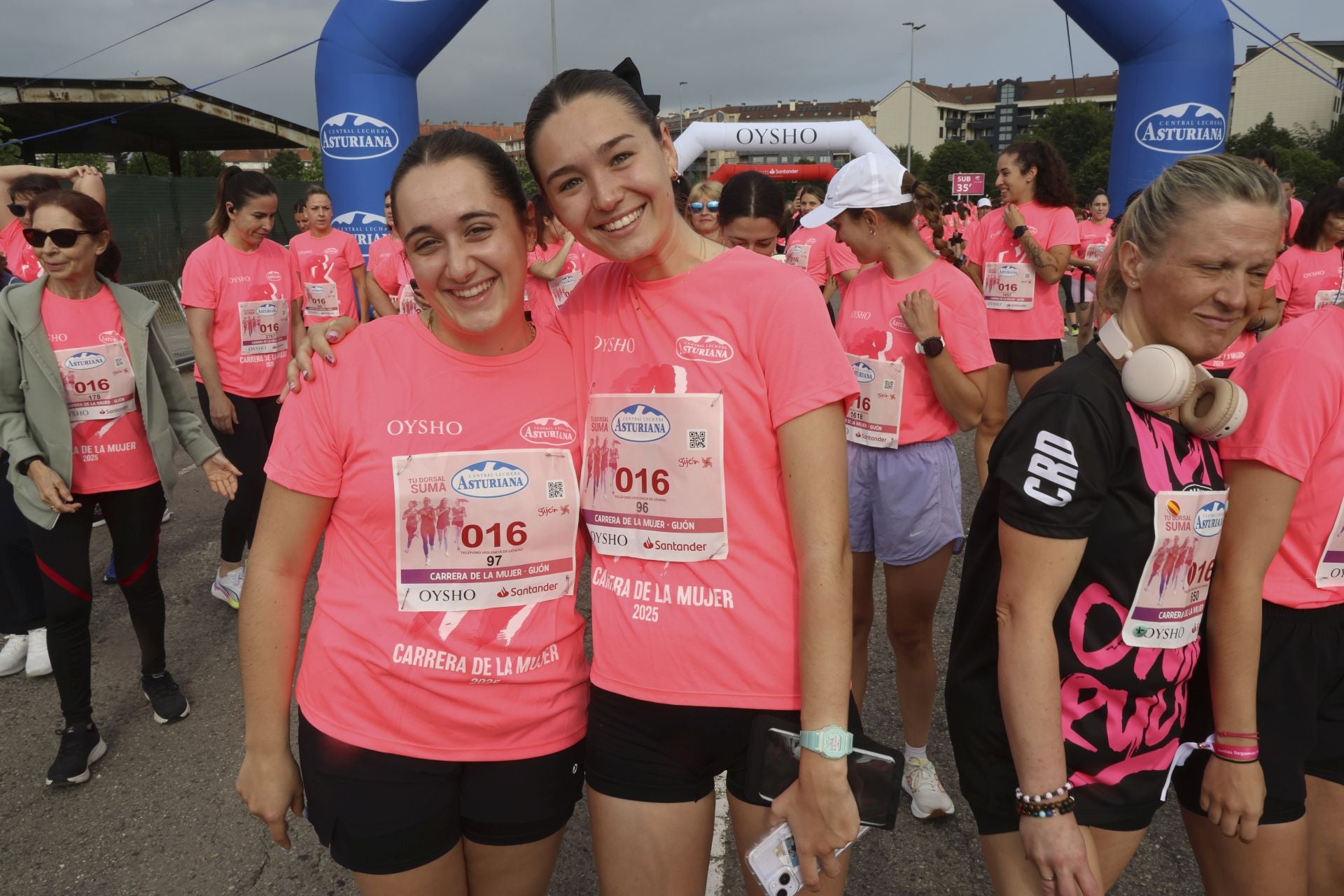Carrera de la Mujer | Imparable marea rosa en Gijón
