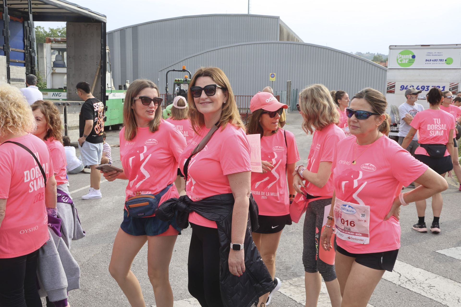 Carrera de la Mujer | Imparable marea rosa en Gijón