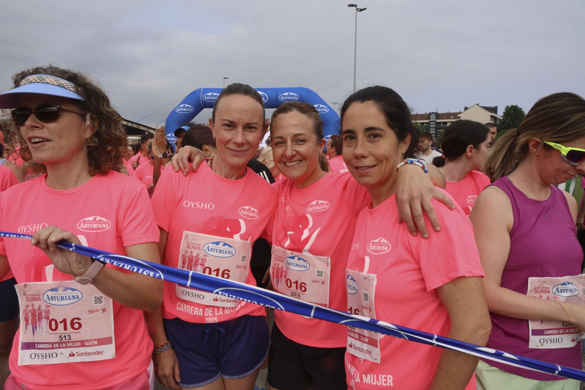 Carrera de la Mujer | Imparable marea rosa en Gijón