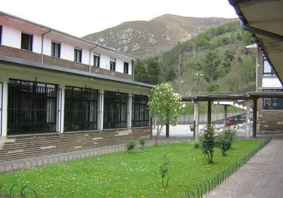 Colegio Público de Belmonte de Miranda.
