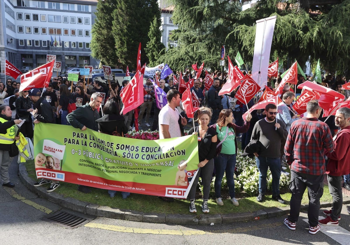 Manifestación de los trabajadores de la red de 0 a 3 años celebrada el pasado año.