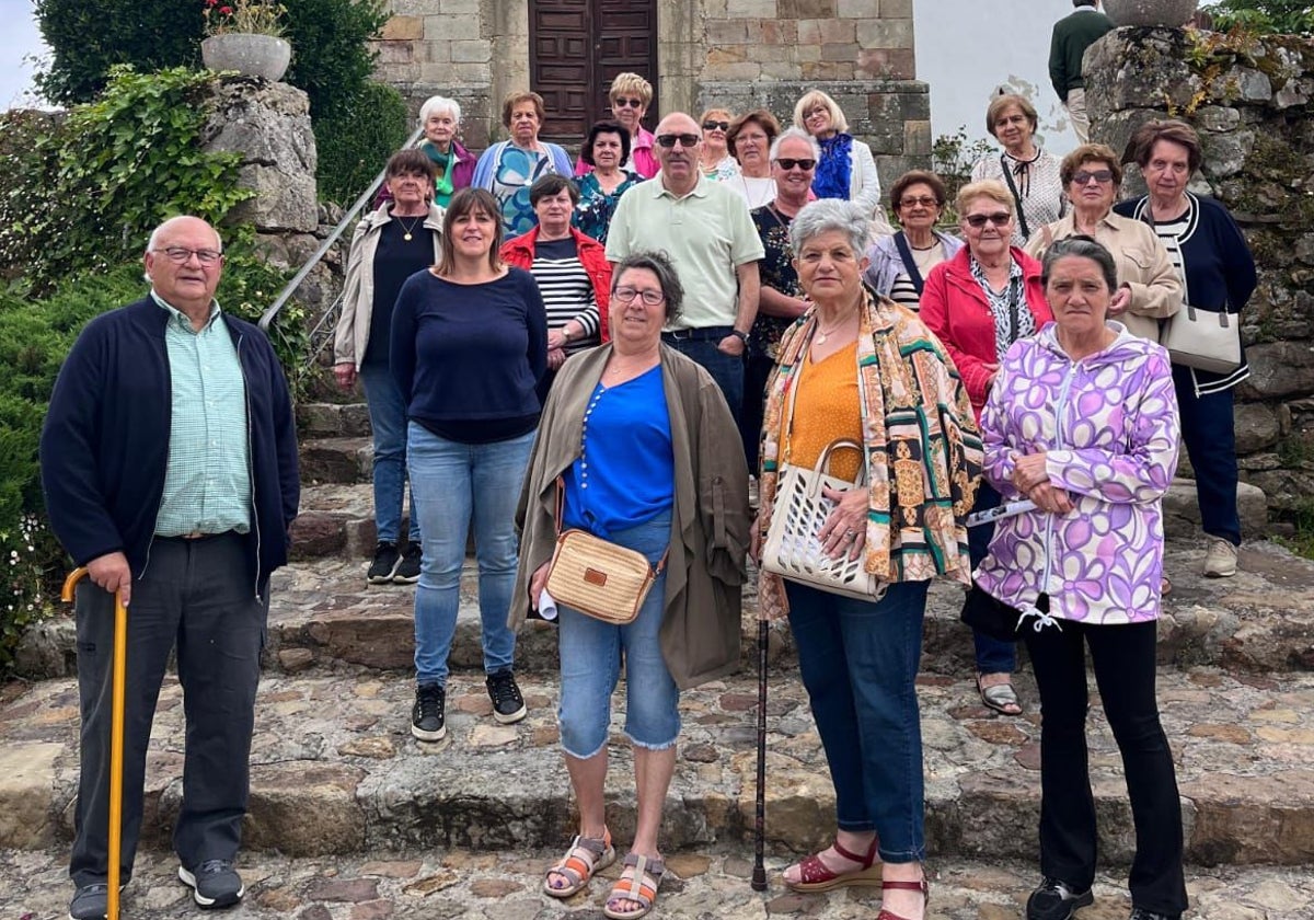 El colectivo Nosotras «teje comunidad» desde Carreño a Cabranes y Villaviciosa