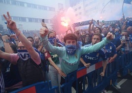 Ambientazo previo para el Real Oviedo - Almería
