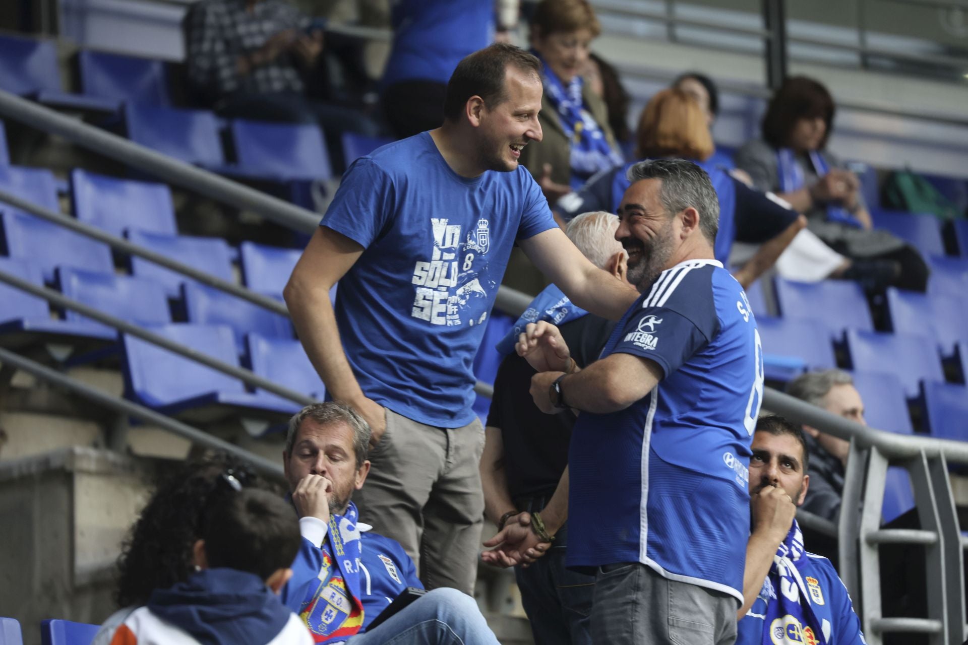 ¿Estuviste en el Real Oviedo - Almería? ¡Búscate en las imágenes!