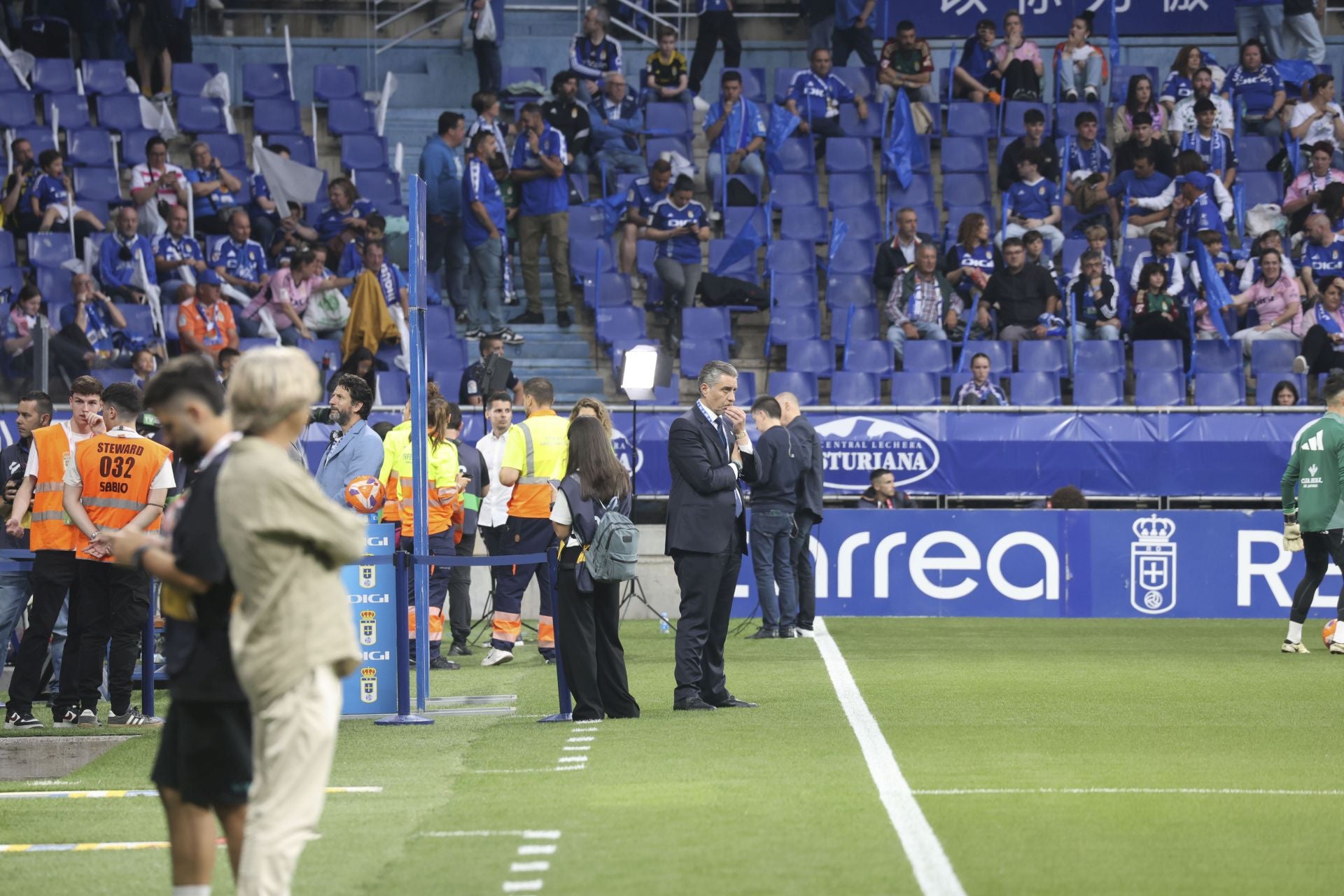 ¿Estuviste en el Real Oviedo - Almería? ¡Búscate en las imágenes!
