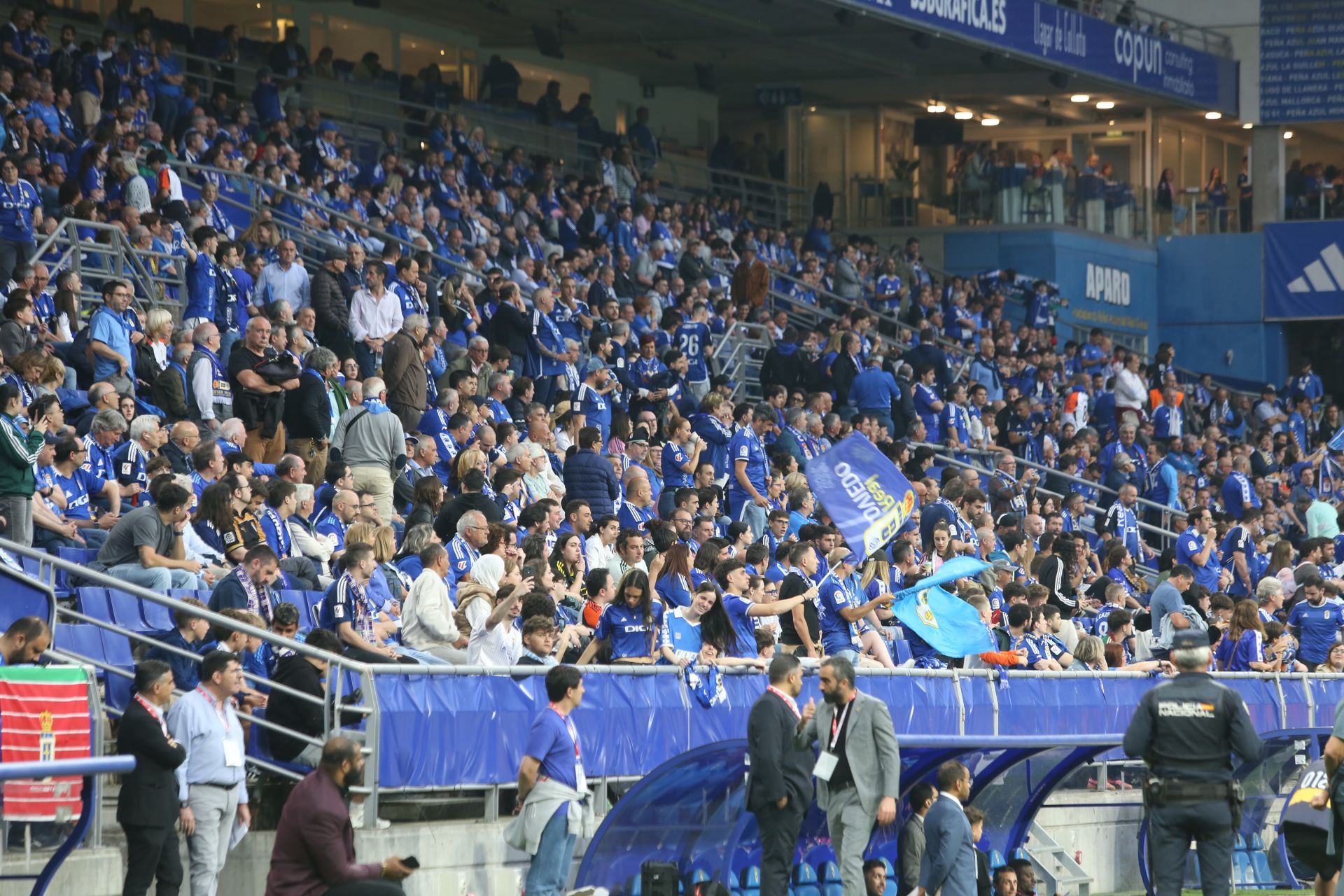 ¿Estuviste en el Real Oviedo - Almería? ¡Búscate en las imágenes!