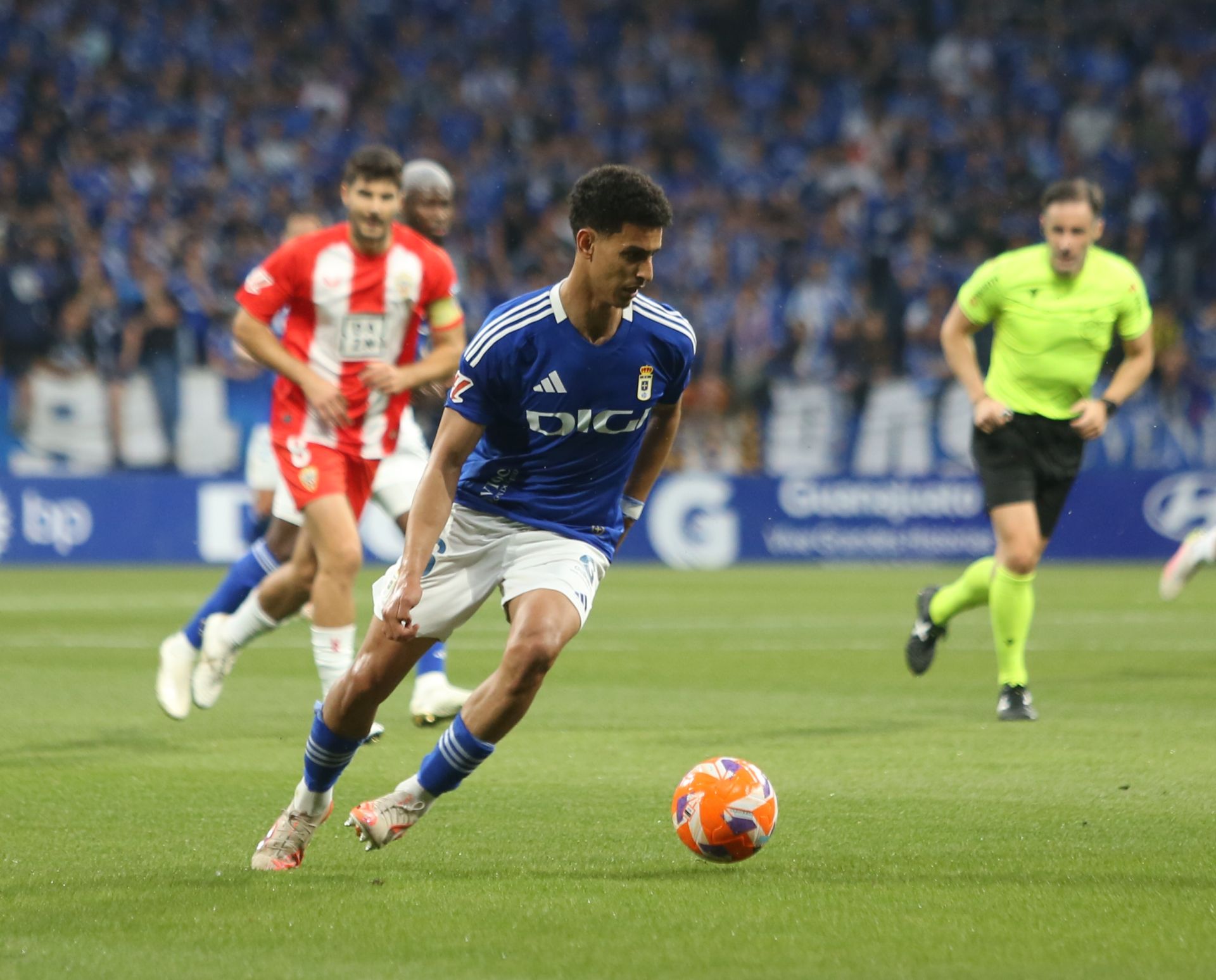 Las mejores imágenes del Real Oviedo - Almería