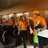 Representantes de la educación concertada fueron desalojados de la Junta General esta mañana.