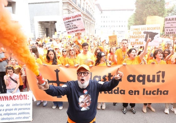 Manifestación de la escuela concertada en Oviedo.