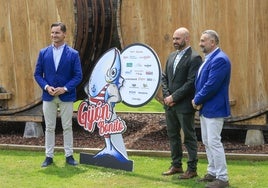 Jorge Palacios, Jesús Martínez Salvador y Vicente Fernández, en la presentación de la campaña Gijón Bonito 2025.
