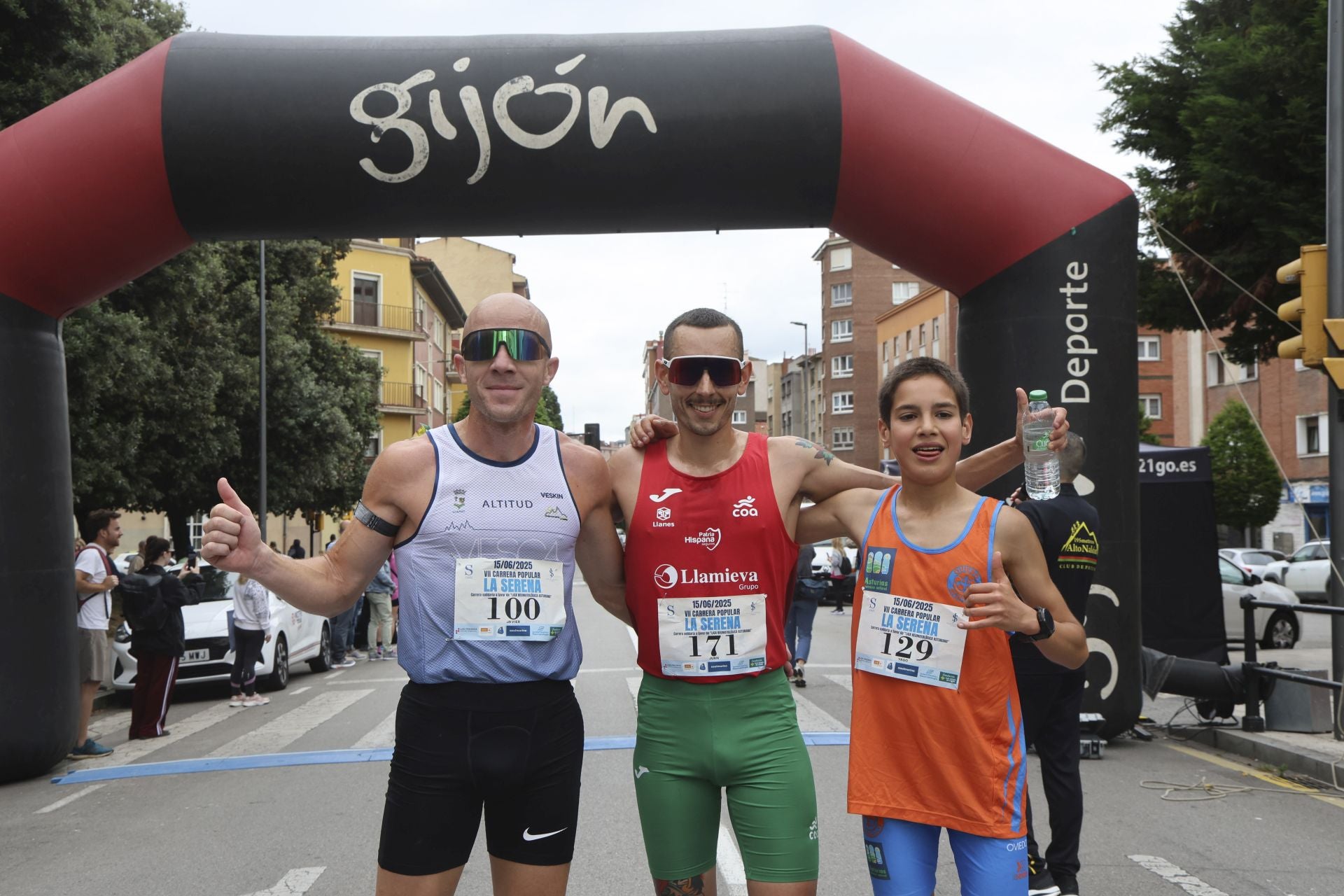 El Llano, en Gijón, corre por una buena causa