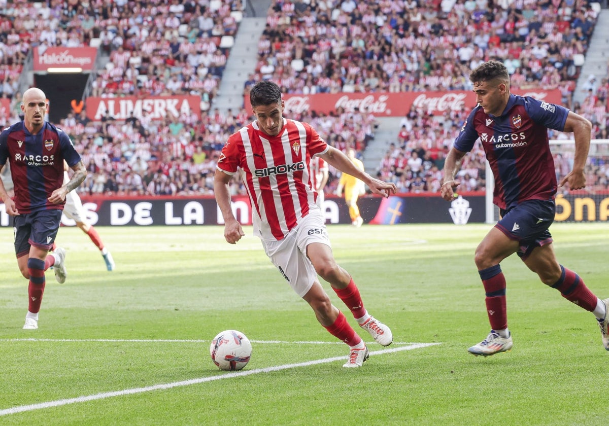 Lander Olaetxea, en acción, durante un partido de la última temporada.